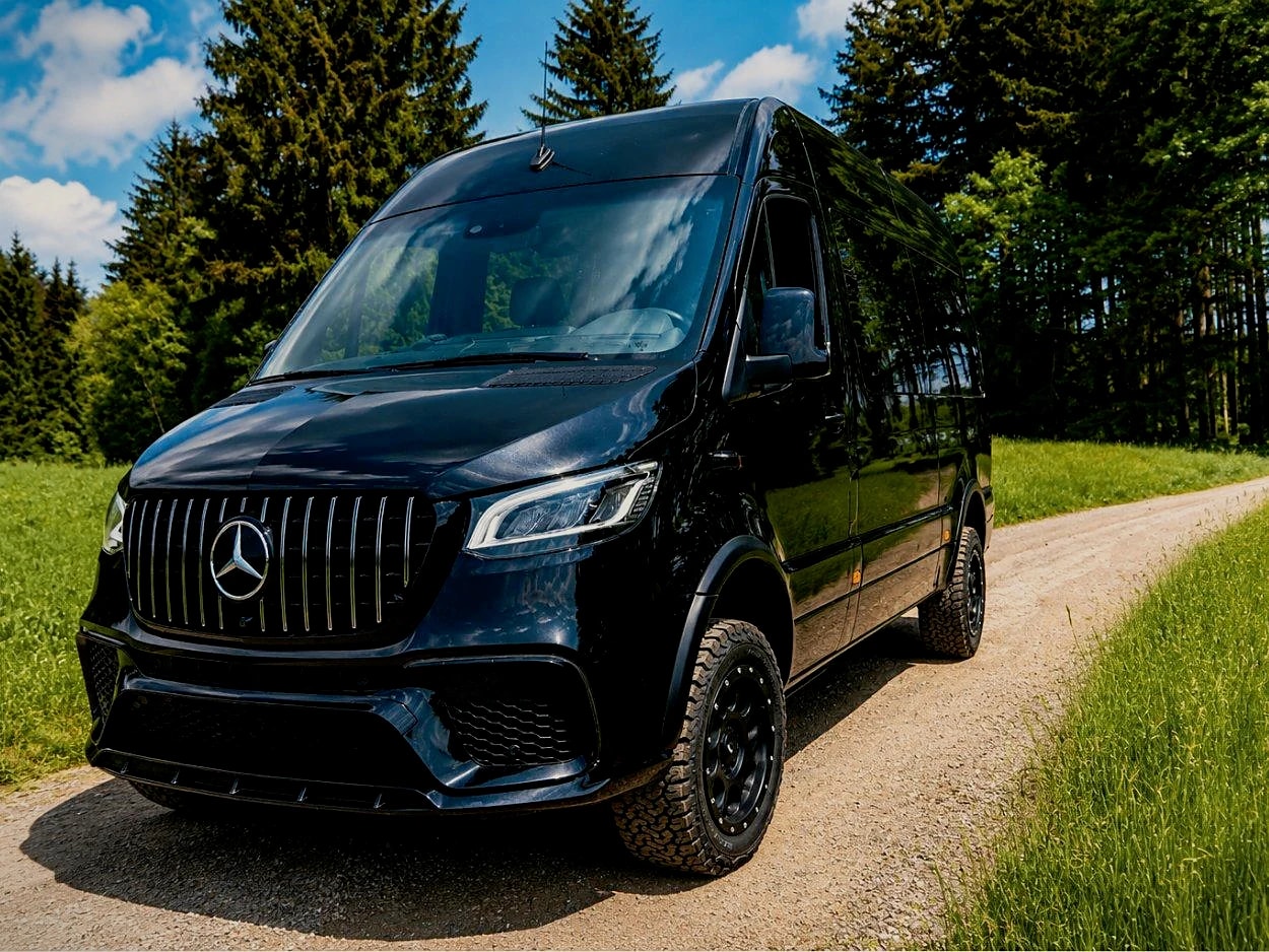 Mercedes-Benz Sprinter 319 4x4 VIP BusinessVan — Außenansicht 1