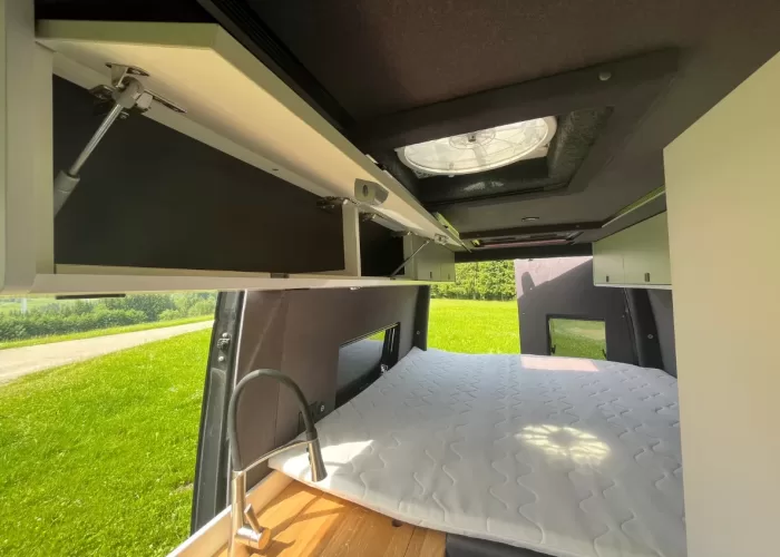 Busmacher-Mercedes-Benz-Sprinter-319-13