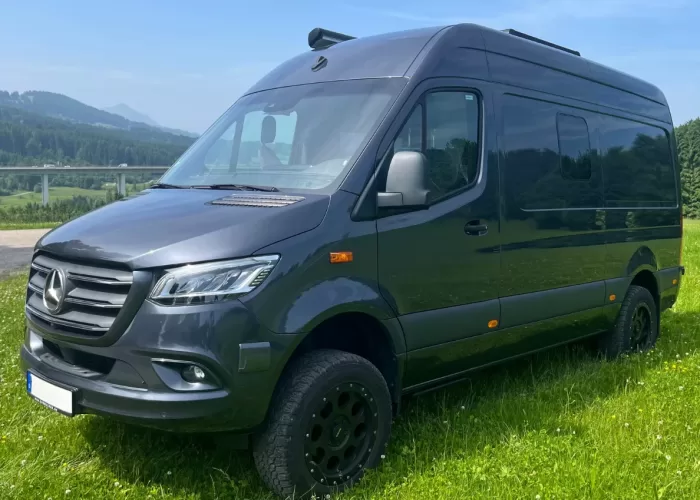 Busmacher-Mercedes-Benz-Sprinter-319-2