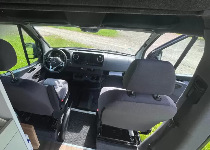 Busmacher-Mercedes-Benz-Sprinter-319-9