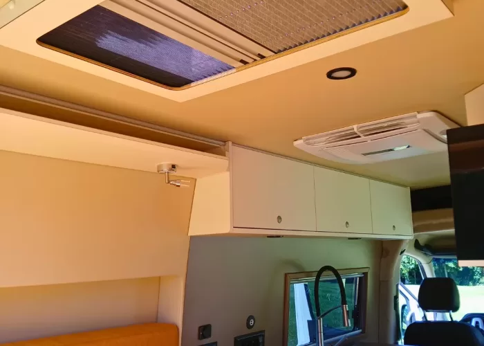 Busmacher-Mercedes-Benz-Sprinter-9G-Tronic-10