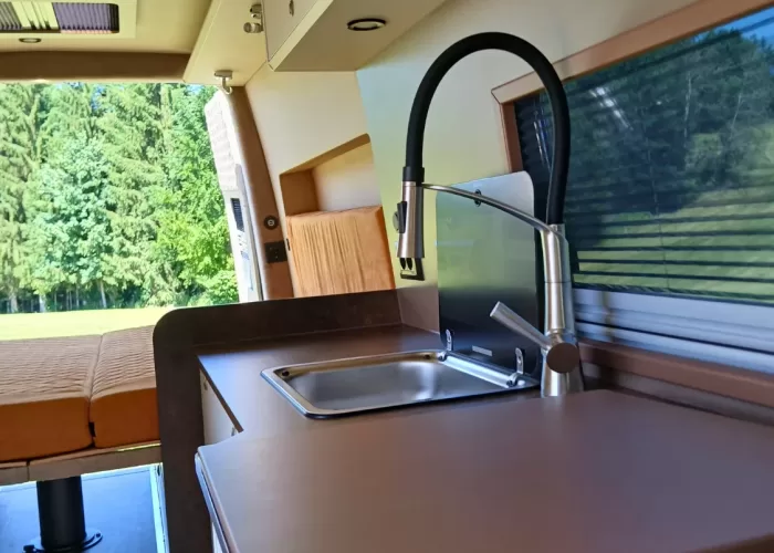 Busmacher-Mercedes-Benz-Sprinter-9G-Tronic-14