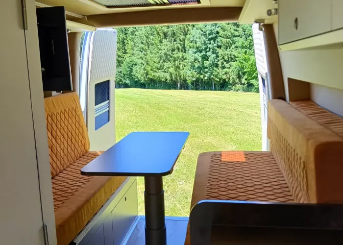 Busmacher-Mercedes-Benz-Sprinter-9G-Tronic-15