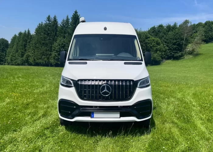 Busmacher-Mercedes-Benz-Sprinter-9G-Tronic