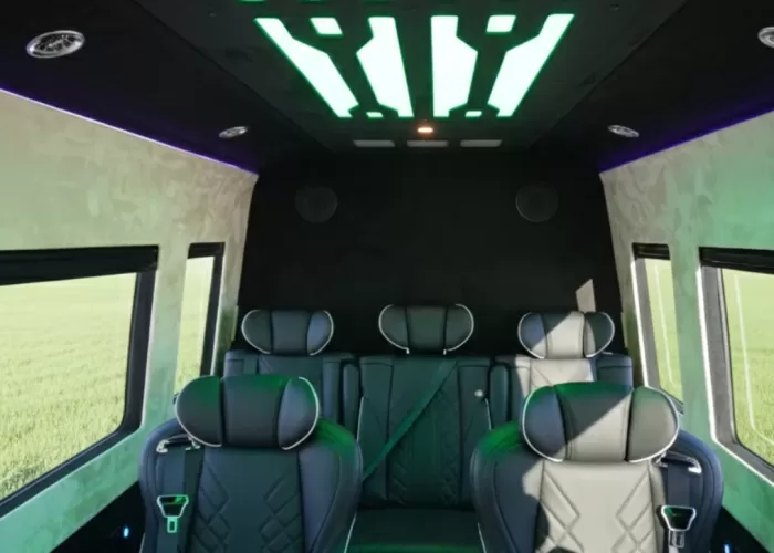 Mercedes-Benz-Sprinter-319-CDI-VIP-BusinessVan-tall-bearbeitet