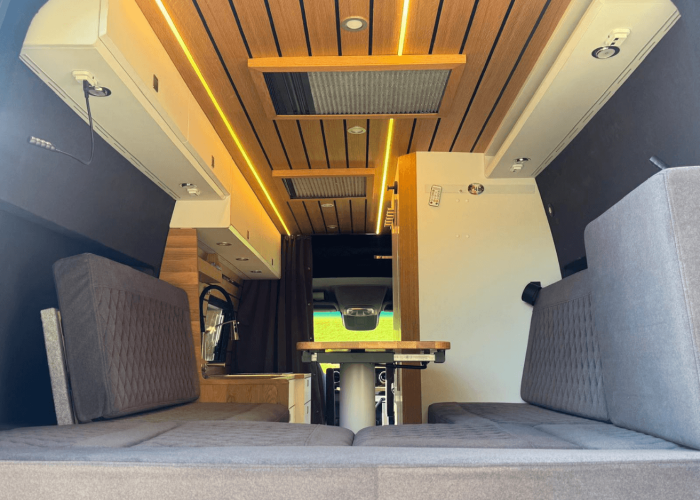 Sprinter-319-Off-road Camper19