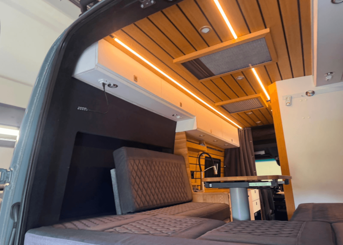 Sprinter-319-Off-road Camper8