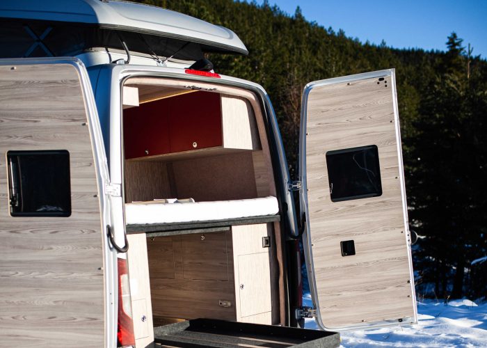 mercedes-sprinter-wohnmobil-stauraum-schubladen-campervan-lastenauszug_optimized-scaled
